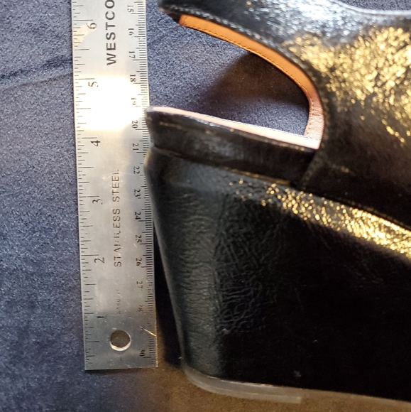 BLACK WEDGE HEEL SANDAL - Picture 5 of 8